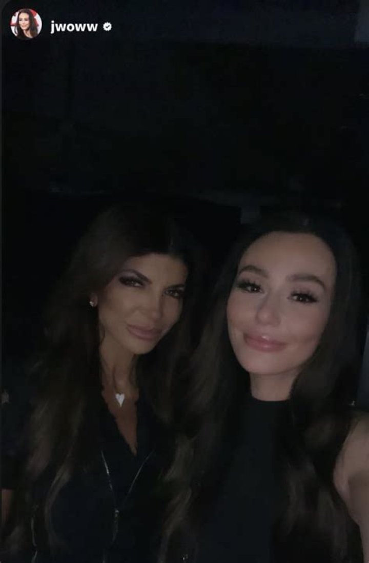 Teresa Giudice Attends Jenni ‘JWoww’ Farley’s Birthday Party – Pic – Hollywood Life