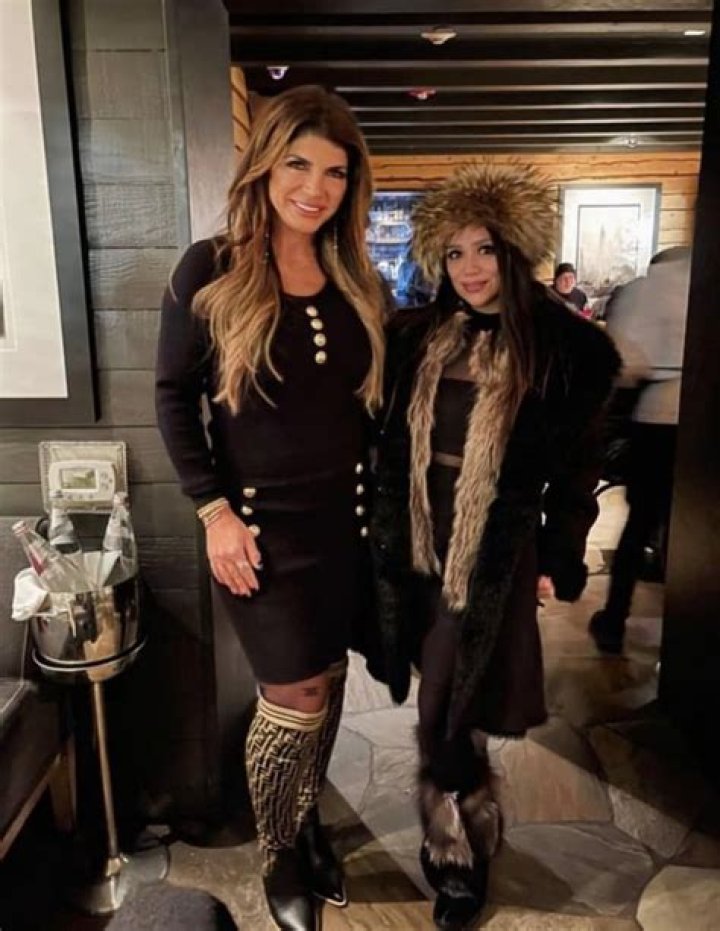 Teresa Giudice & More Celebs Celebrate Good Friday On Twitter