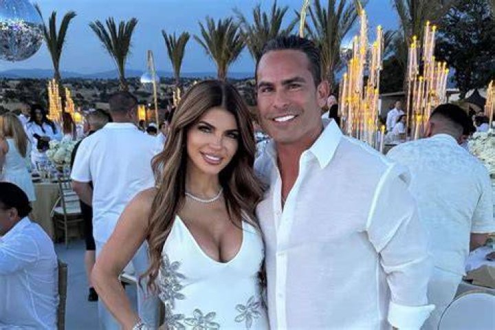 Teresa Giudice Says She & Luis Ruelas Had Sex 5 Times A Day On Honeymoon: ‘We’re Very Sexual’