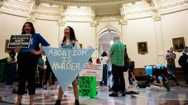 Texas Abortion Clinic Law Struck Down: Why All Women Should Celebrate
