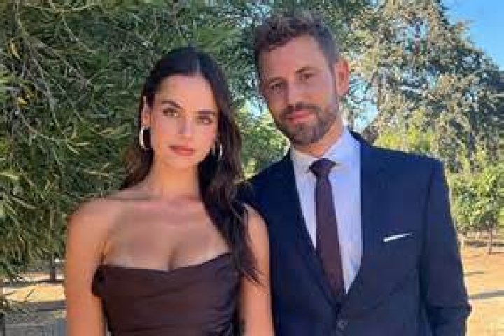 ‘The Bachelor’ Alum Nick Viall Welcomes a Baby Girl: See the Adorable First Photos