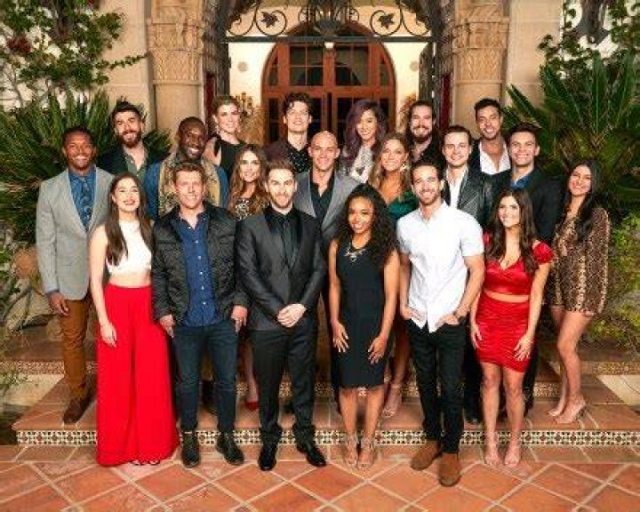 ‘The Bachelor: LTYH’: Julia Insists She Had A ‘Deep Connection’ With Sheridan Amidst Love Triangle Drama