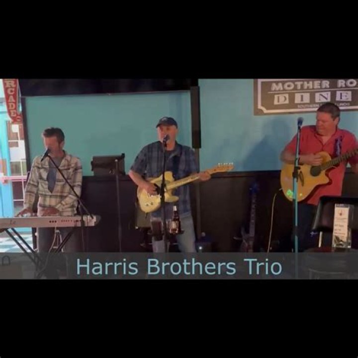 The Harris Brothers Perform – Hollywood Life