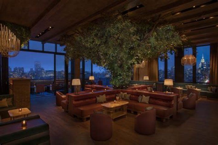 The Highlight Room