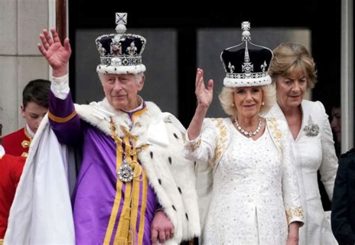 The Queen & The Bidens