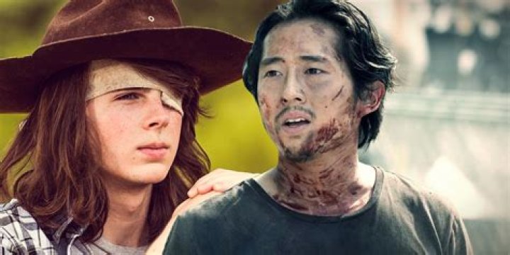 ‘The Walking Dead’ Star’s Photos – Hollywood Life