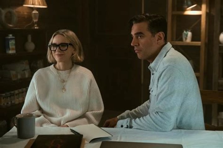 The Watcher. (L to R) Luke David Blumm as Carter Brannock, Isabel Marie Gravitt as Ellie Brannock, Bobby Cannavale as Dean Brannock, Naomi Watts as Nora Brannock in episode 101 of The Watcher. Cr. Eric Liebowitz/Netflix &copy; 2022