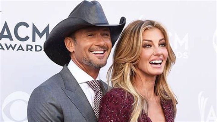 Tim McGraw Gushes Over Faith Hill On 25th Wedding Anniversary – Hollywood Life