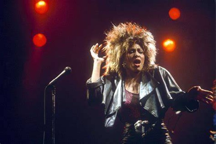 Tina Turner performs in 1985, the same year she met her future husband (Photo: Shutterstock)