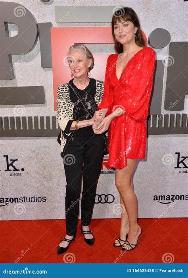 Tippi Hedren & Dakota Johnson