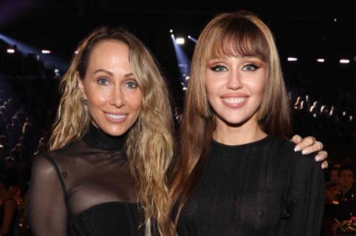Tish Cyrus and Miley Cyrus