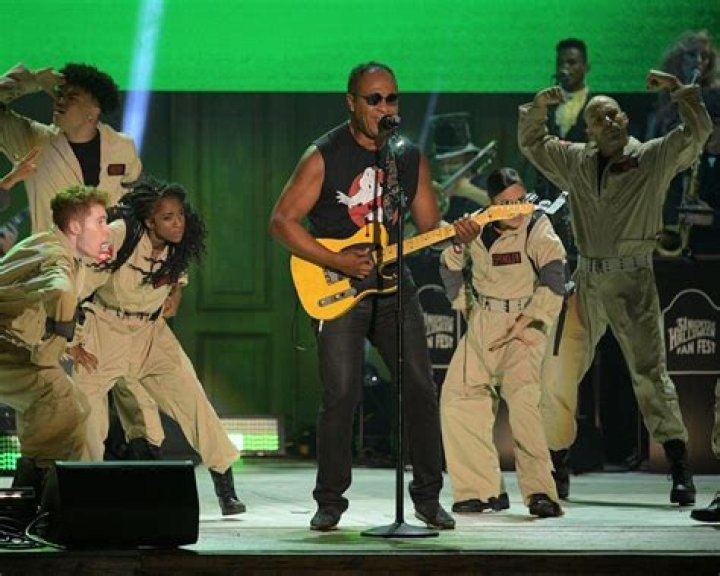 Tom Parker Performing With The Wanted