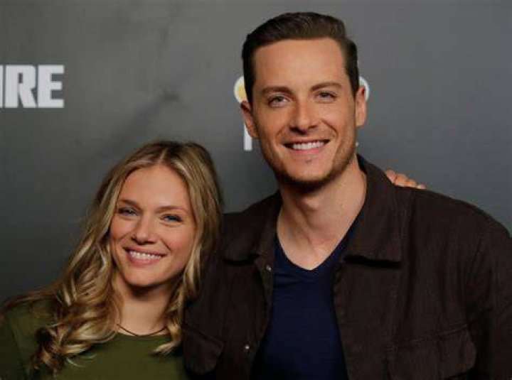 Tracy Spiridakos Jesse Lee Soffer