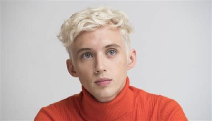Troye Sivan Blasts Interviewer For Asking ‘Wildly Invasive’ Questions About His Sex Life