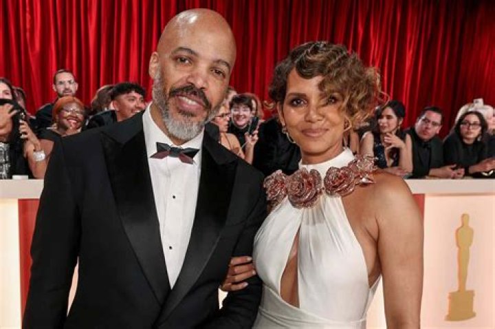 Van Hunt, Halle Berry