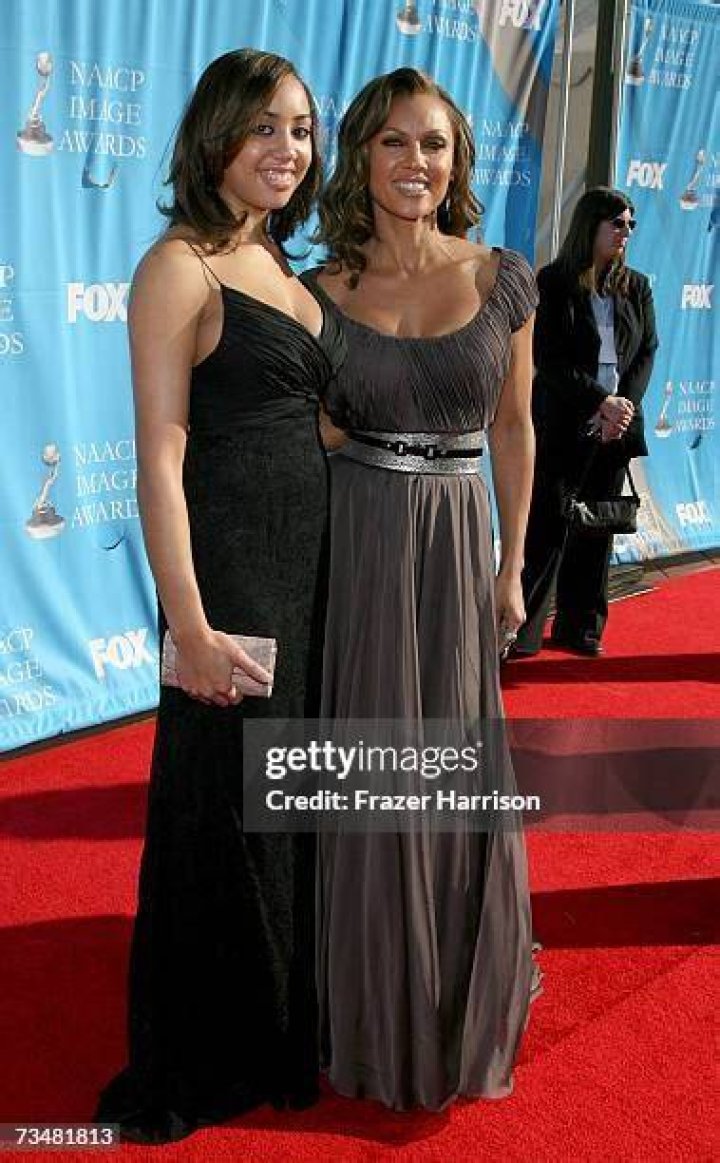 vanessa williams melanie hervey