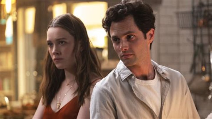 Victoria Pedretti Penn Badgley