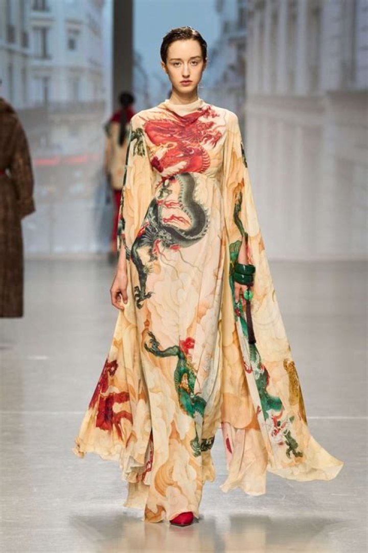 Vivienne Tam: Ready-To-Wear Fashion Show 2018