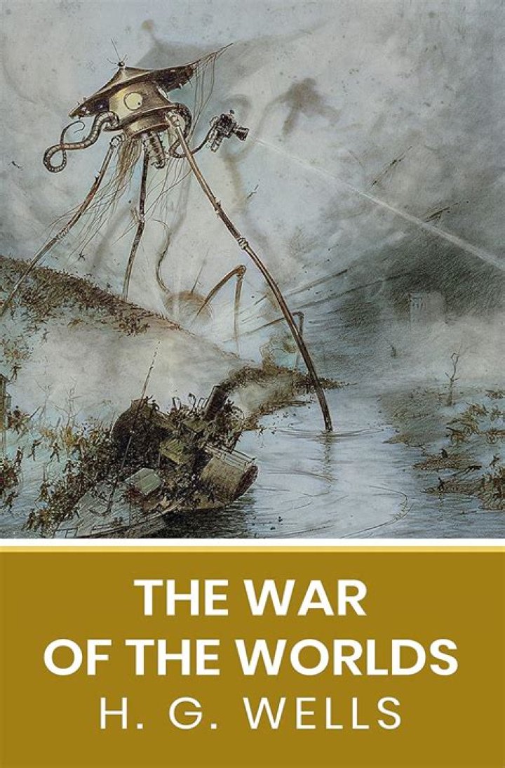 War Of The Worlds’ By Hunter – Hollywood Life