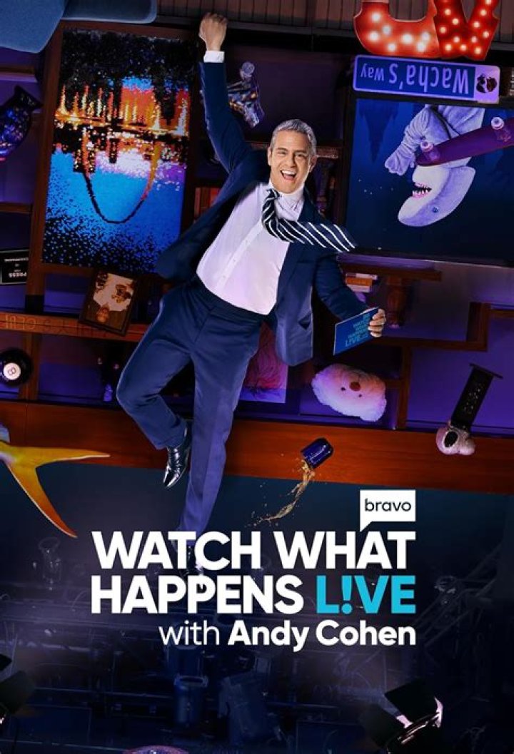 WATCH WHAT HAPPENS LIVE WITH ANDY COHEN -- Episode 15207 -- Pictured: Andy Cohen -- (Photo by: Charles Sykes/Bravo)