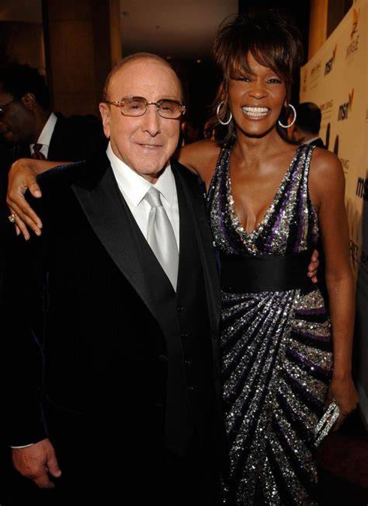 Wendy Williams Slams Rumors She’s Dating Robyn Crawford: ‘She’s Married’