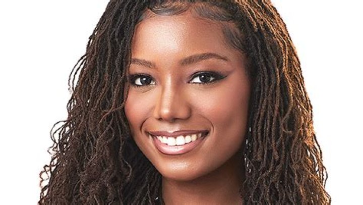 Who Is Brianna Thorbourne? Facts About ‘The Bachelor’ Contestant – Hollywood Life