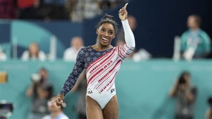 Who Is Jade Carey? Facts About Gymnast Replacing Simone Biles – Hollywood Life