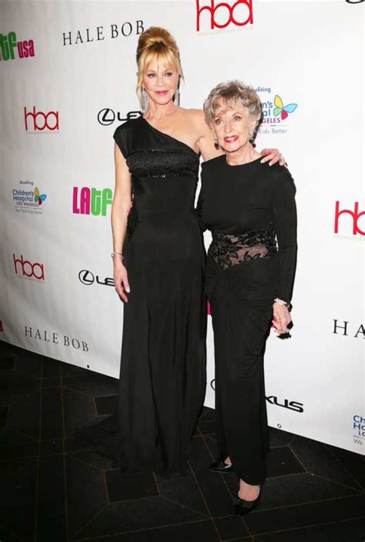 Who Is Tippi Hedren? 5 Things To Know About Melanie Griffith’s Mom – Hollywood Life