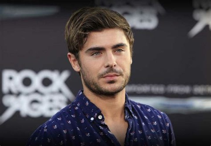 Zac Efron Sex Scene With Chloe Moretz In ‘Neighbors 2’ — She Spills The Deets – Hollywood Life