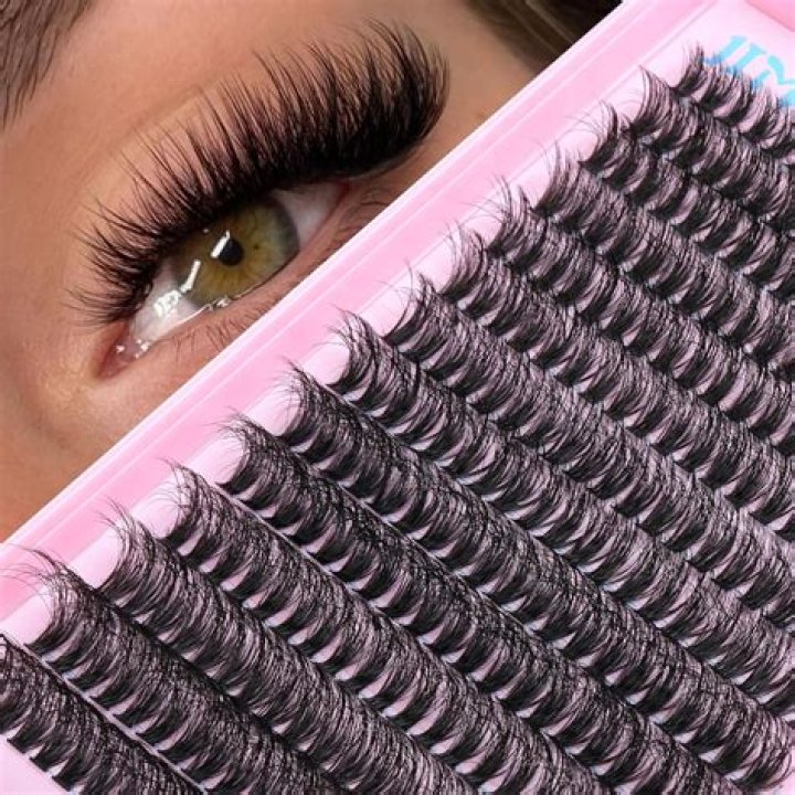 Zendaya’s Fave Mascara Promises Lashes With 400% More Volume & Length — Buy It Now