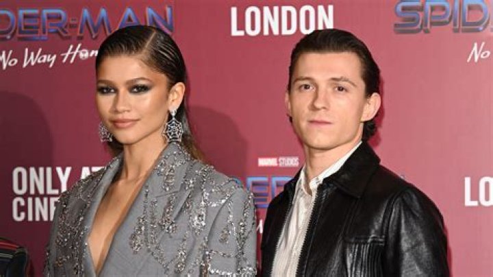 Zendaya Says There’s ‘No Excuse’ Not to Remove Your Makeup with These Wipes