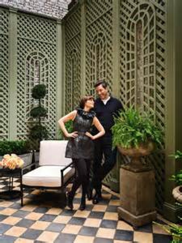 Zoeey Deschanel and Jonathan Scott.